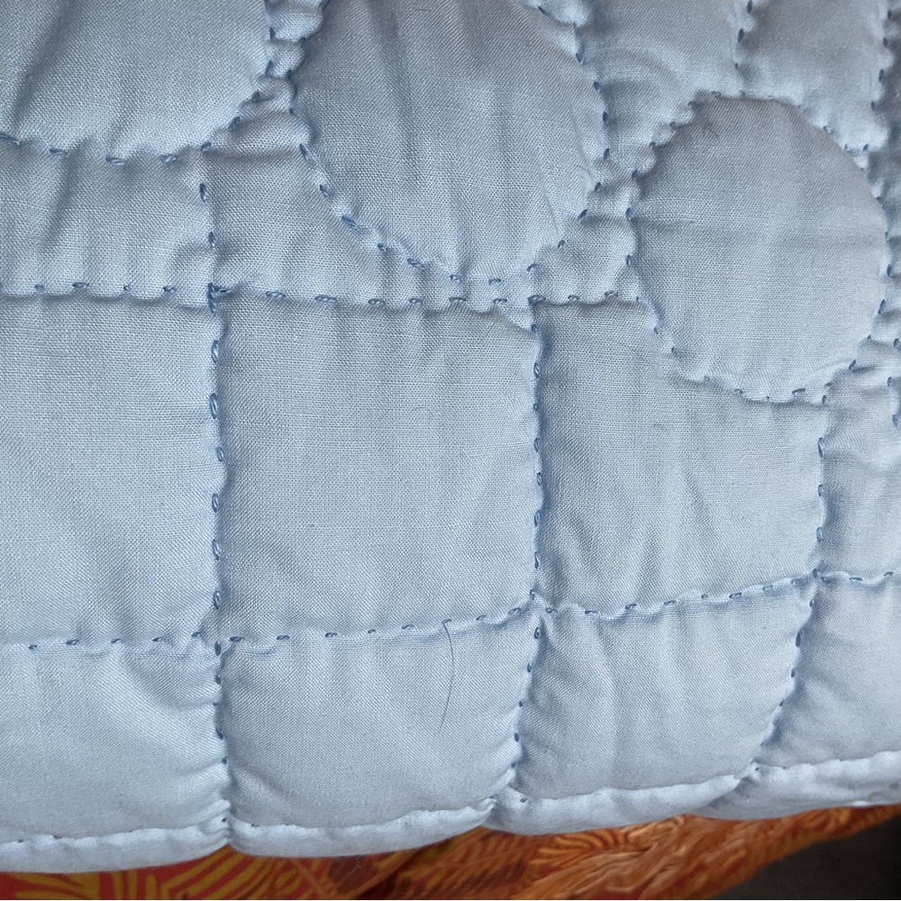 Handmade 2 color reversible quilt never used. - Picture 6 of 6